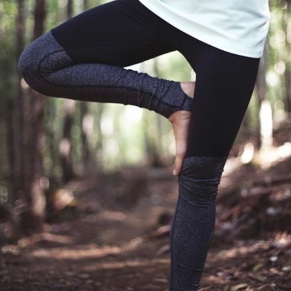Lululemon Wunder Under Stirrup Leggings Women’s Size 2 Herringbone Black Gray